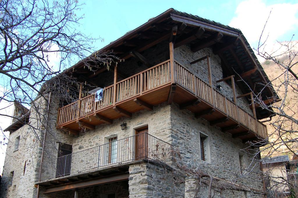 Bed and Breakfast Il Nocciolo Bard Exterior foto
