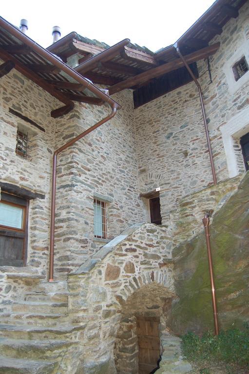 Bed and Breakfast Il Nocciolo Bard Exterior foto