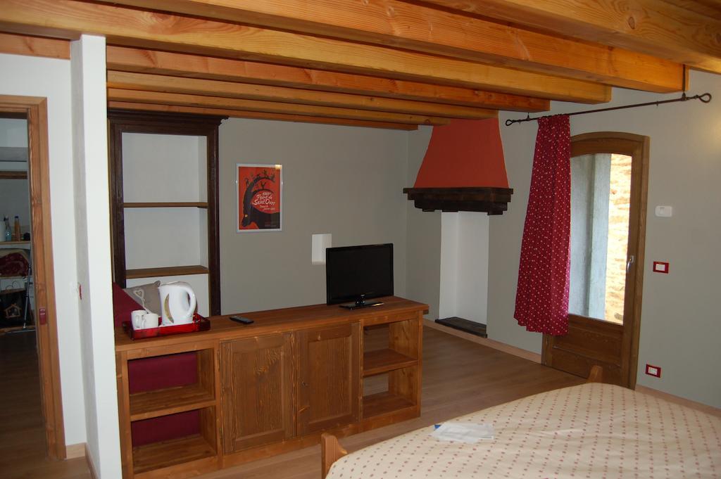 Bed and Breakfast Il Nocciolo Bard Zimmer foto
